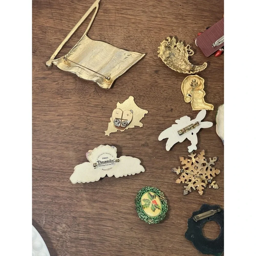 Vtg Holiday Brooch Lot Handmade Folk Easter Christmas 4th Quirky Seasonal